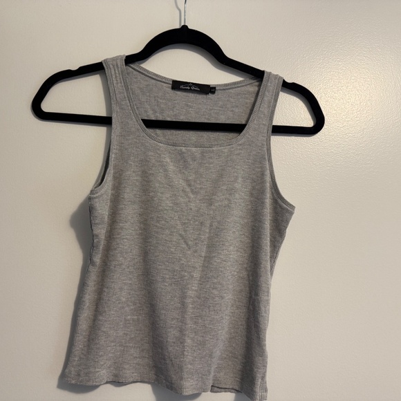 7 Trendy Queen Women's Summer Square Neck Tank Tops - Picture 6 of 8
